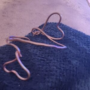 Heart-Shaped Wire Decor